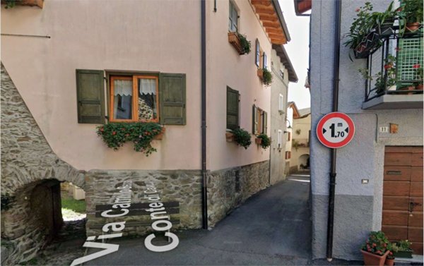 appartamento in vendita ad Edolo in zona Vico