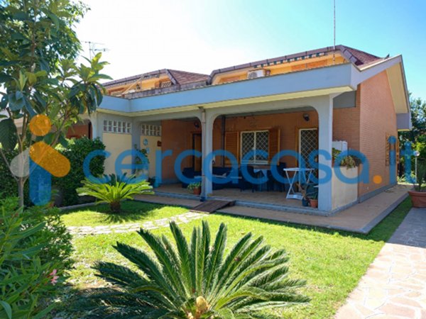 casa indipendente in vendita a Budoni in zona San Lorenzo