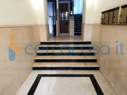 appartamento in vendita a Cagliari in zona Bonaria