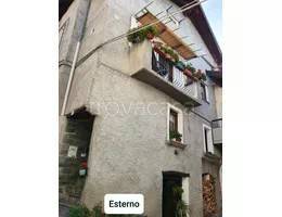 appartamento in vendita ad Edolo in zona Vico
