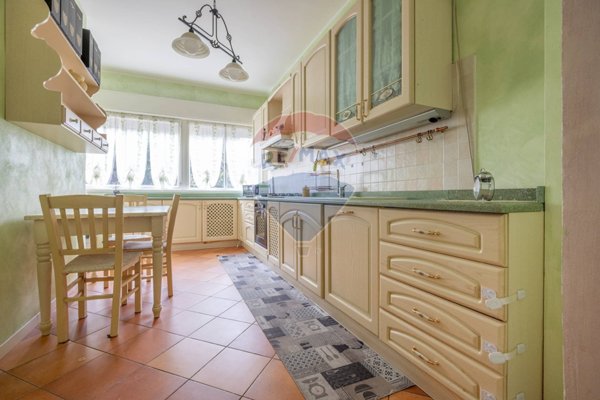 appartamento in vendita ad Edolo in zona Vico