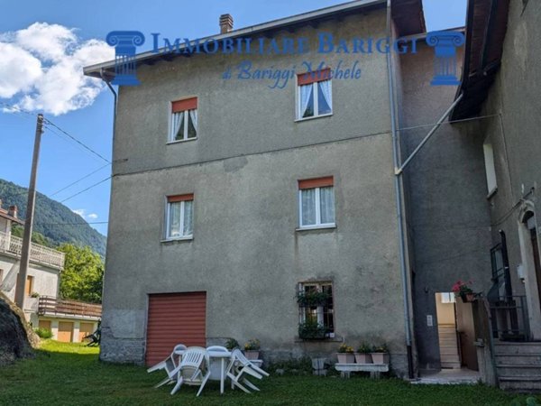 appartamento in vendita ad Edolo in zona Vico