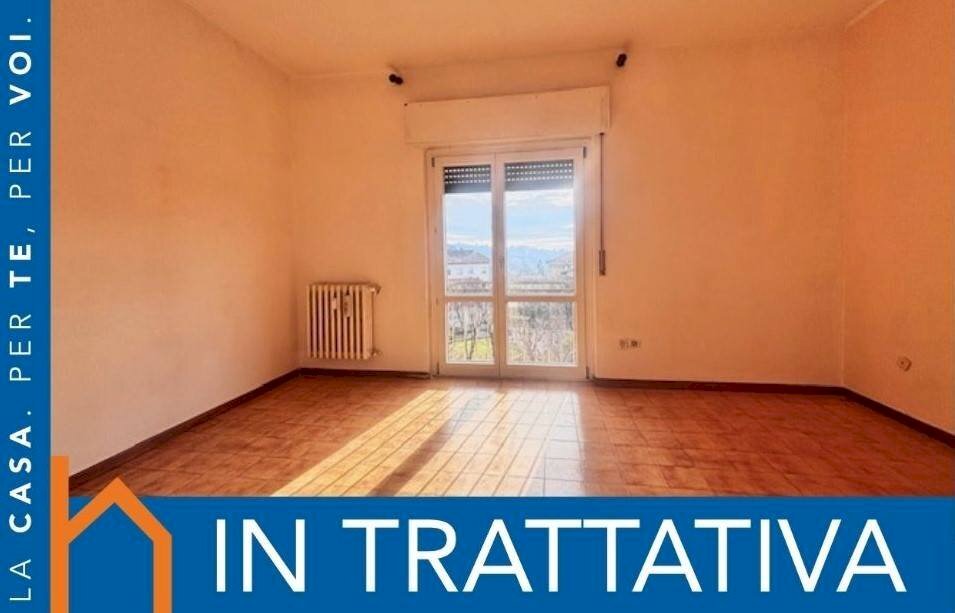 appartamento in vendita ad Edolo in zona Vico