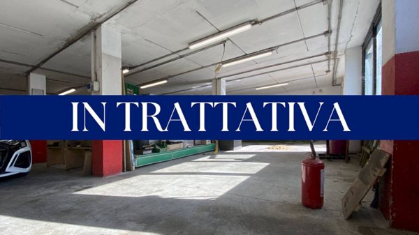locale commerciale in vendita ad Edolo in zona Vico