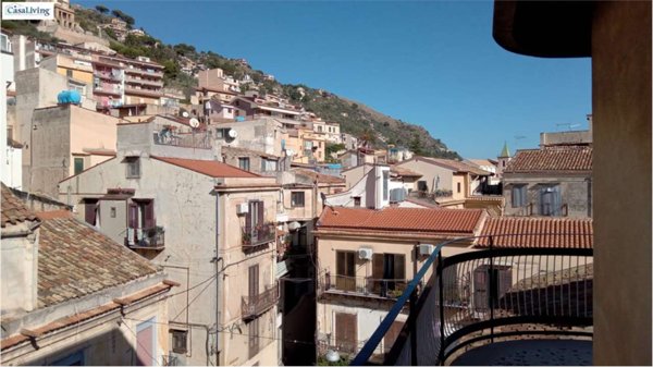 appartamento in vendita ad Edolo in zona Vico