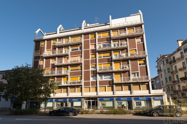 appartamento in vendita ad Edolo in zona Vico