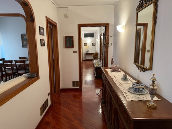 appartamento in vendita ad Edolo in zona Vico