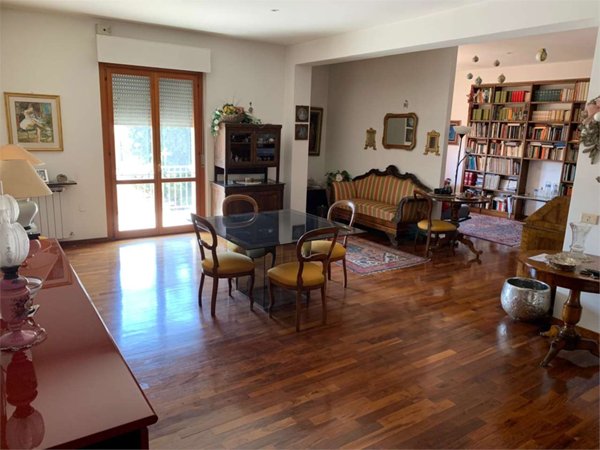 appartamento in vendita ad Edolo in zona Vico