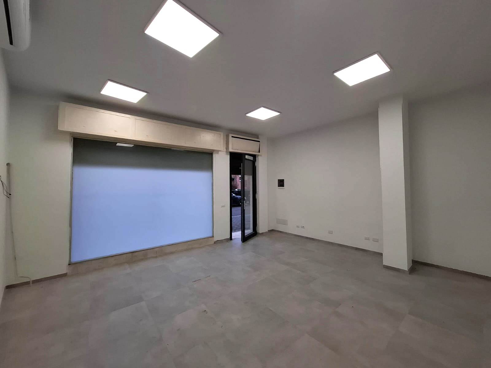 negozio in vendita ad Edolo in zona Vico