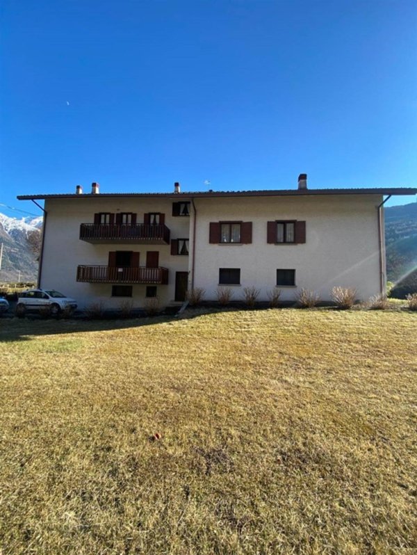 appartamento in vendita ad Edolo in zona Vico