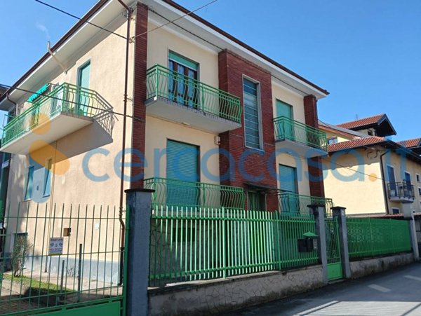 appartamento in vendita ad Edolo in zona Vico