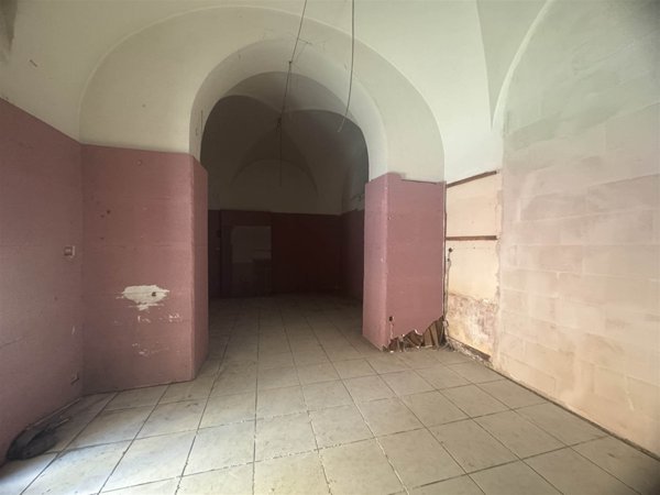 locale commerciale in vendita ad Edolo in zona Vico