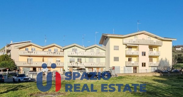 appartamento in vendita ad Edolo in zona Vico