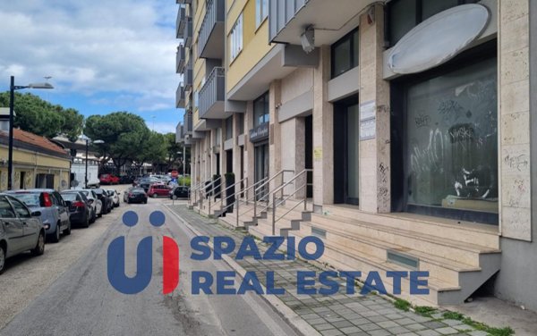 ufficio in vendita ad Edolo in zona Vico