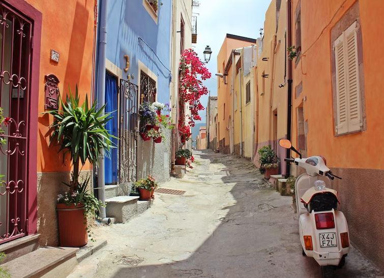 negozio in vendita ad Edolo in zona Vico
