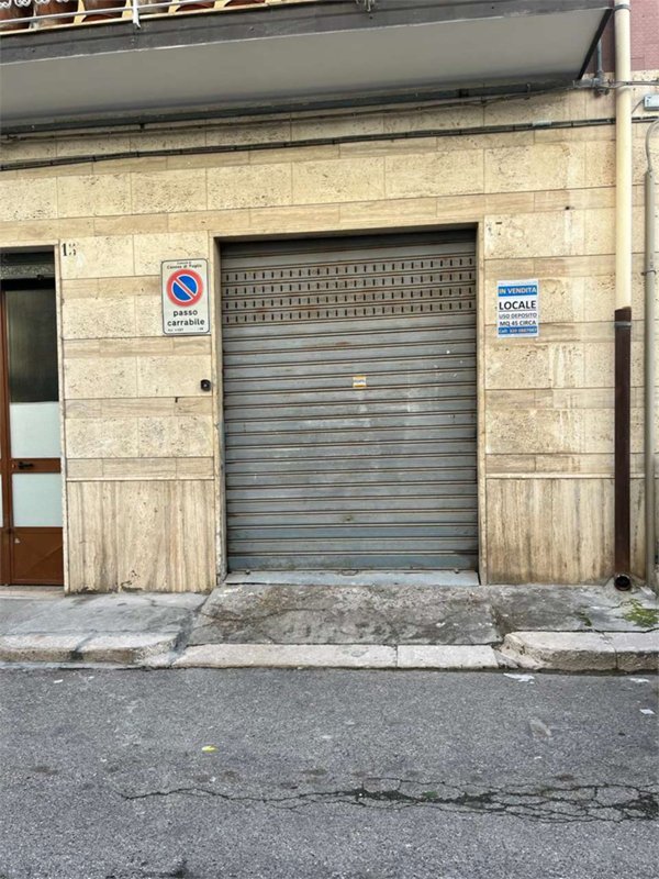locale di sgombero in vendita ad Edolo in zona Vico