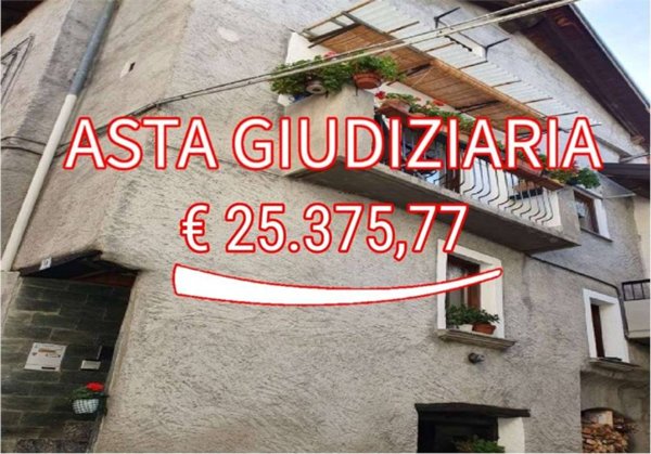 appartamento in vendita ad Edolo in zona Vico