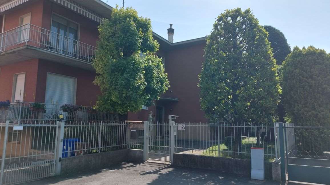 appartamento in vendita ad Edolo in zona Vico