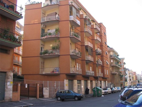appartamento in vendita ad Edolo in zona Vico