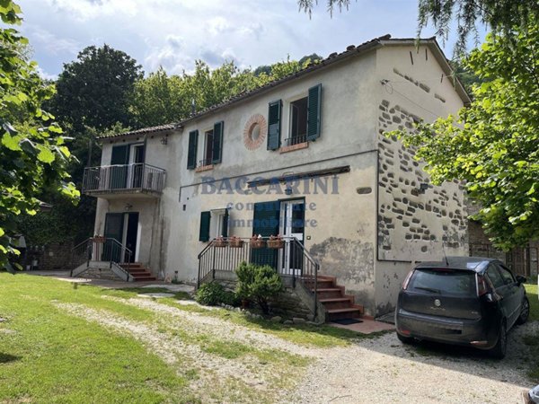 casa indipendente in vendita ad Edolo in zona Vico