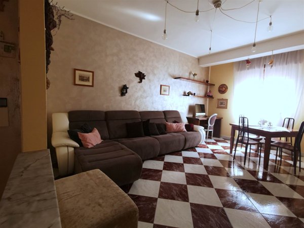 appartamento in vendita ad Edolo in zona Vico