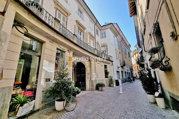 appartamento in vendita ad Edolo in zona Vico