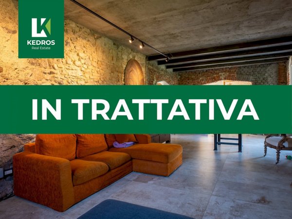 casa indipendente in vendita ad Edolo in zona Vico