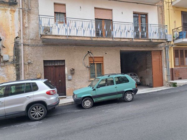 appartamento in vendita ad Edolo in zona Vico