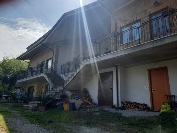 appartamento in vendita ad Edolo in zona Vico