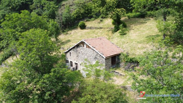 casa indipendente in vendita ad Edolo in zona Cortenedolo