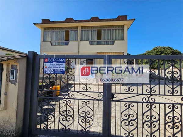 appartamento in vendita ad Edolo in zona Vico