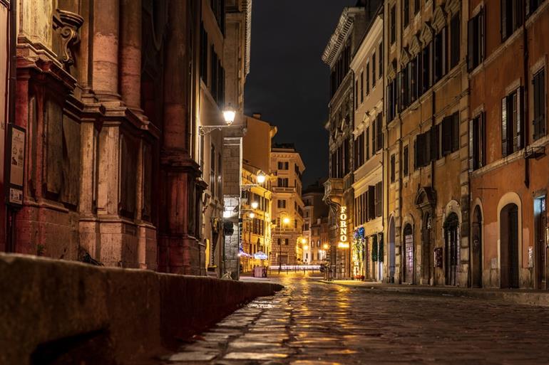 negozio in vendita ad Edolo in zona Vico