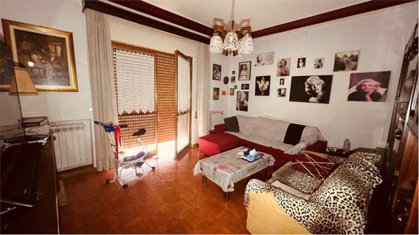 casa indipendente in vendita ad Edolo in zona Vico