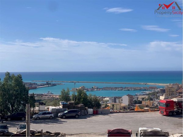 appartamento in vendita ad Edolo in zona Vico