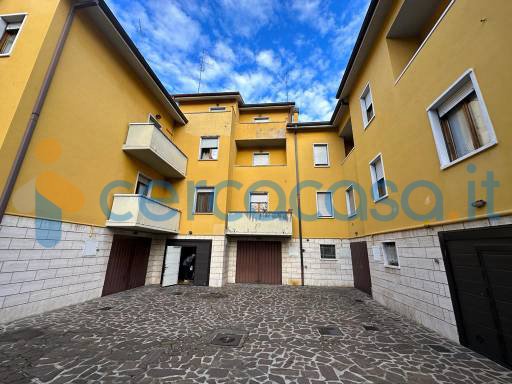 casa indipendente in vendita ad Edolo in zona Vico
