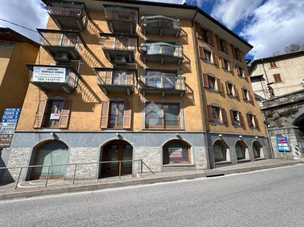 ufficio in vendita ad Edolo in zona Vico