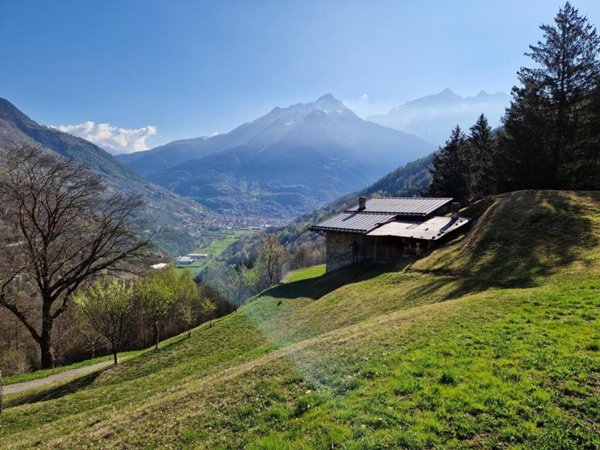 casa indipendente in vendita ad Edolo