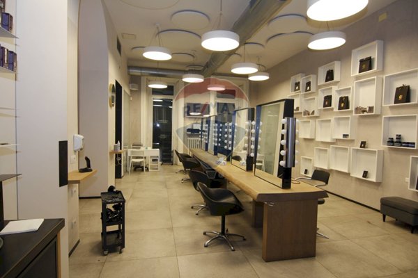 locale commerciale in vendita ad Edolo in zona Vico