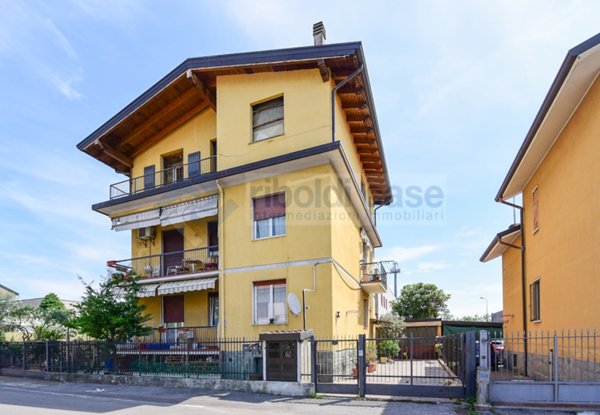 appartamento in vendita ad Edolo in zona Vico