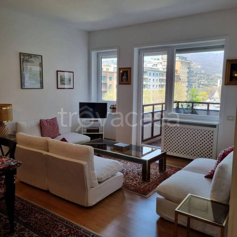 appartamento in vendita ad Edolo in zona Vico