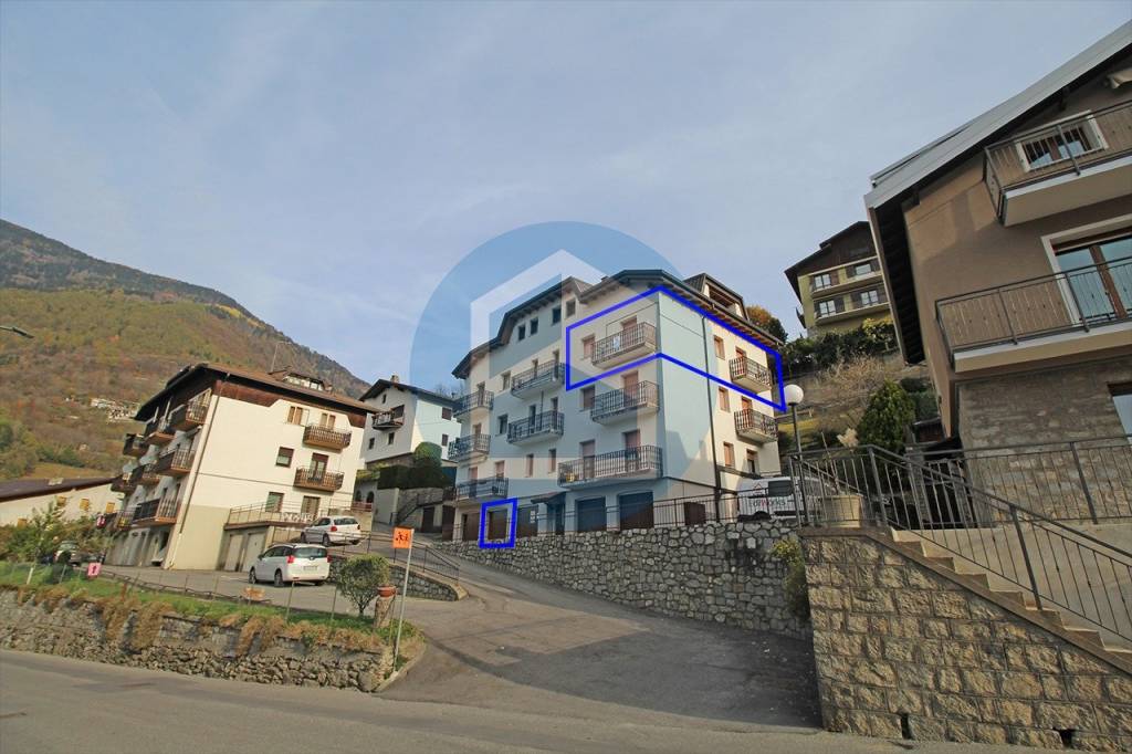 appartamento in vendita ad Edolo in zona Mù