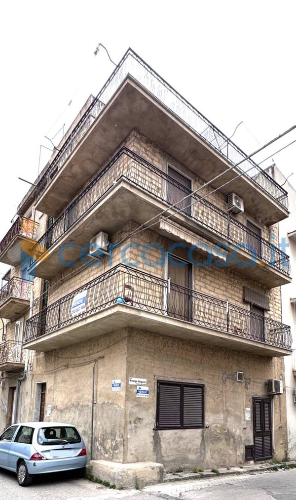casa indipendente in vendita ad Edolo in zona Vico