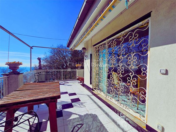 casa indipendente in vendita ad Edolo in zona Vico