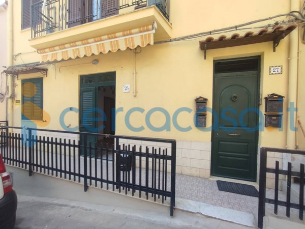 appartamento in vendita ad Edolo in zona Vico