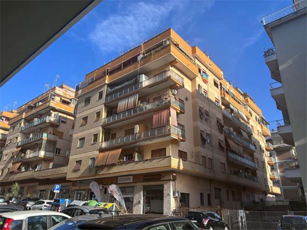 appartamento in vendita ad Edolo in zona Vico