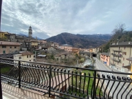 appartamento in vendita ad Edolo in zona Vico