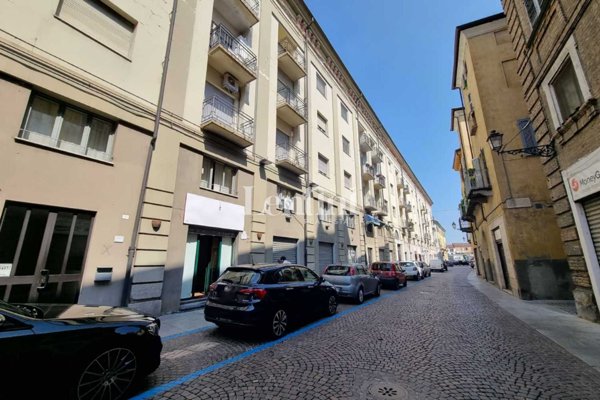 locale commerciale in vendita ad Edolo in zona Vico