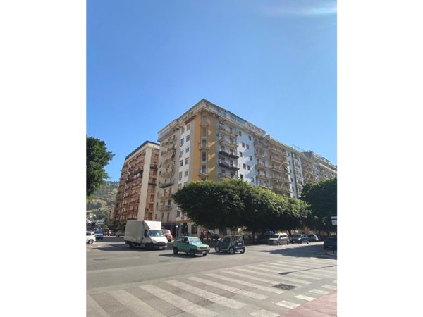 appartamento in vendita ad Edolo in zona Vico