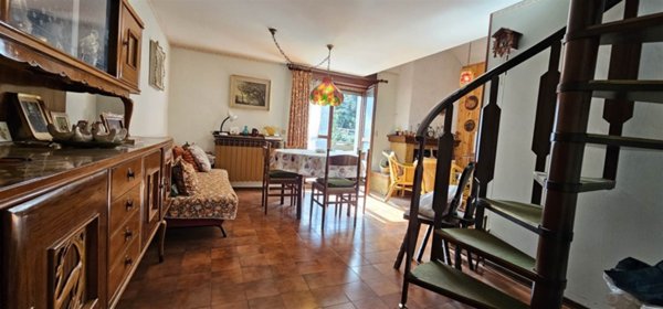 appartamento in vendita ad Edolo in zona Vico