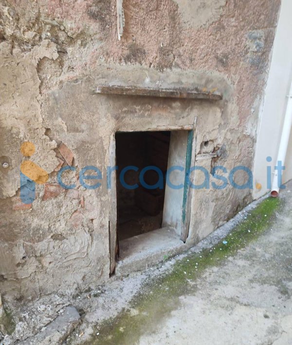 locale di sgombero in vendita ad Edolo in zona Vico